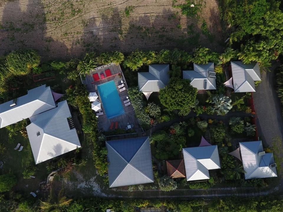 Shambala Lodge ル・ムル エクステリア 写真